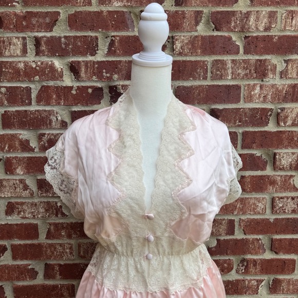 Sold - Picture 3 of 7